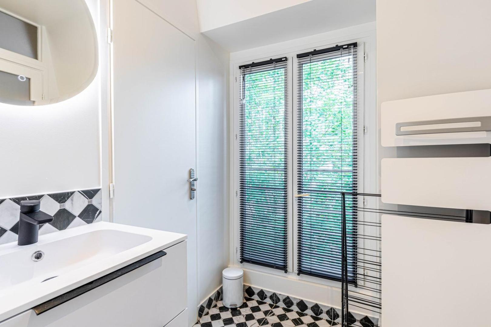 Guestready - Urban Hideout Near Montmartre * Parijs